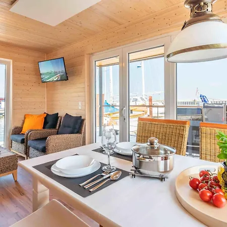 Hausboot Lewisia Mit Grossem Sonnendeck Inklusive Waeschepaketen Holiday home *